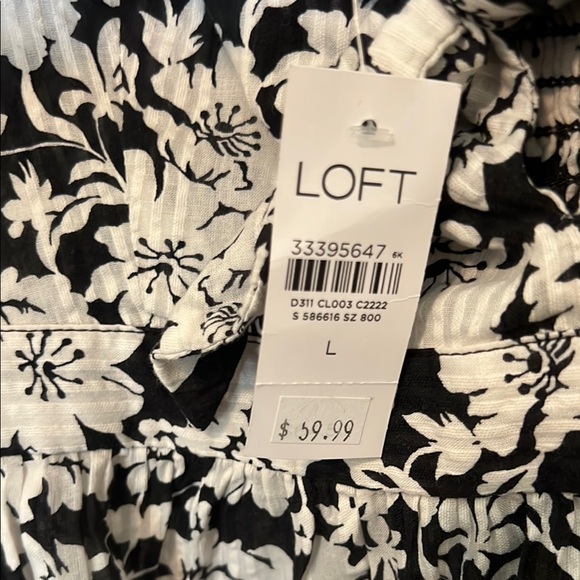 LOFT Black Floral Blouse with Ruffled Sleeves and Square Neckline - Picture 4 of 6